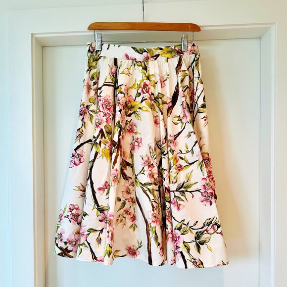 Dolce & Gabbana Dresses & Skirts - Dolce & Gabbana Cotton Skirt